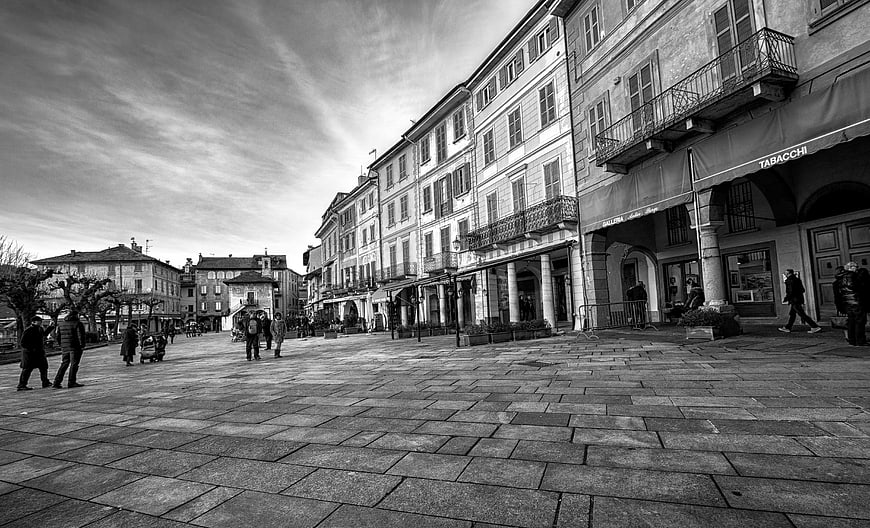 Black and White View of Italian Piazza with Pedestrians