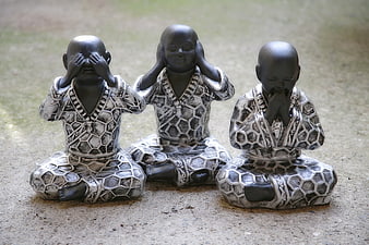 Three Wise Monks Statues See Hear Speak No Evil