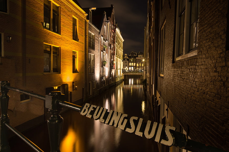 Beulingsluis Canal Night View in Rotterdam