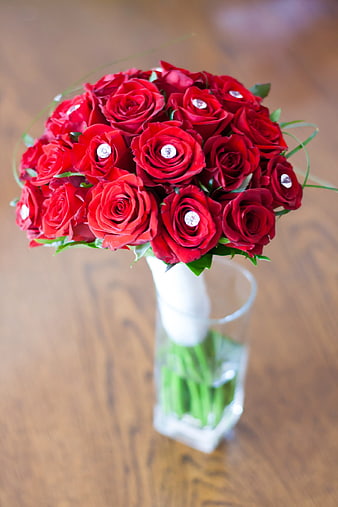 Red Rose Bridal Bouquet with Crystal Jewels in Glass Vase
