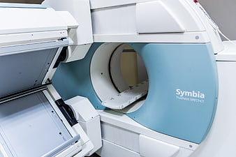 Symbia TruePoint SPECT-CT Medical Imaging Scanner