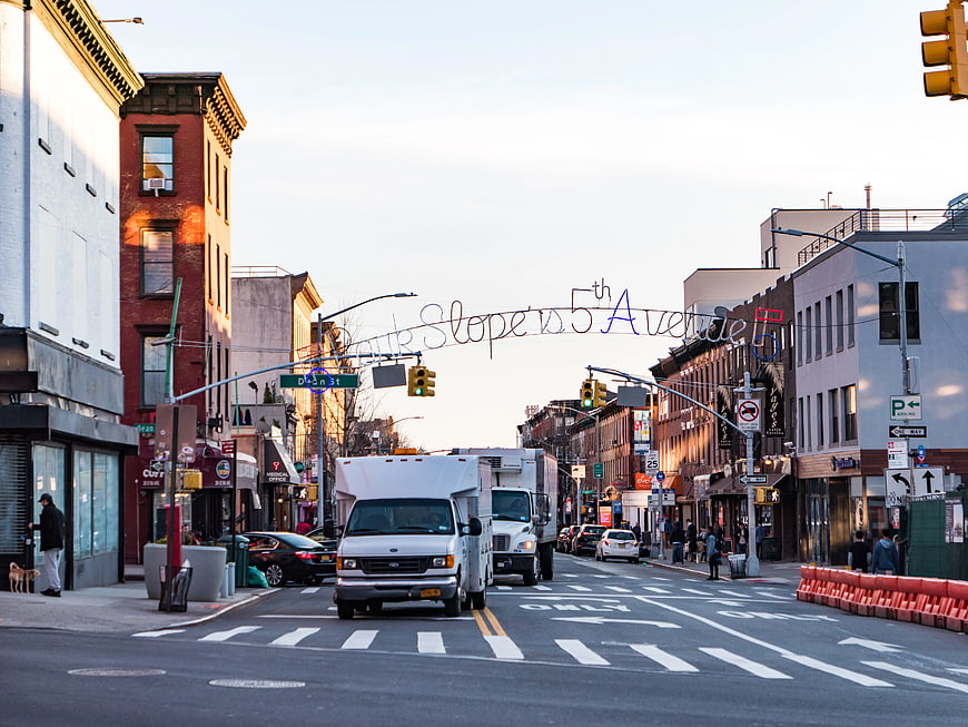 Park Slope 5th Avenue Brooklyn Street Scene