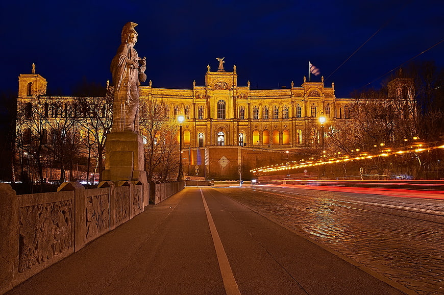 Night view of Vienna Museum of Art History with light trails