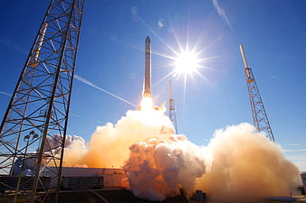 SpaceX Falcon 9 Rocket Launch Liftoff Cape Canaveral