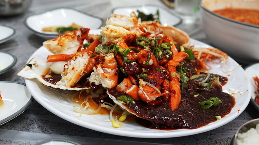 Spicy Korean Snow Crab Dish with Green Peppers