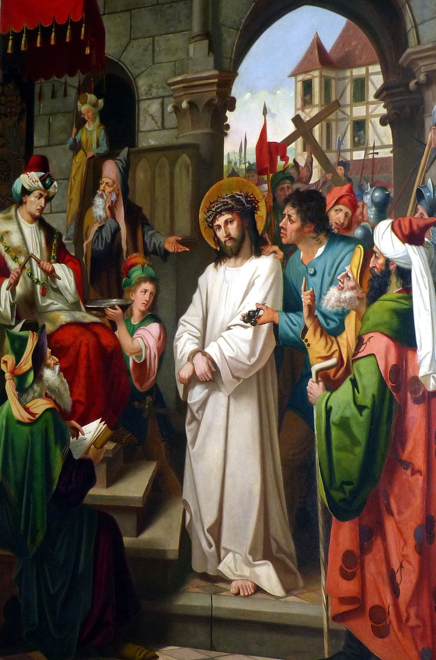 Religious painting of Jesus Christ wearing crown of thorns