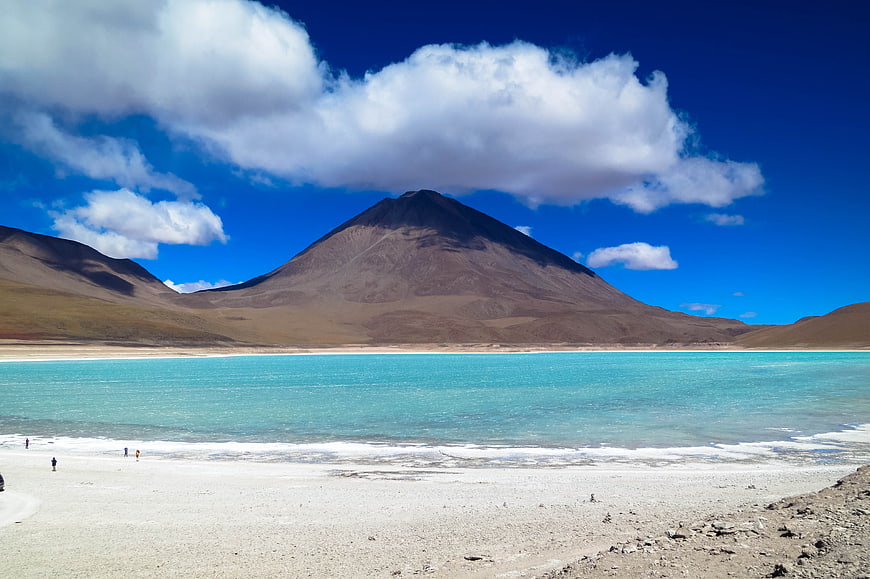 Laguna Verde turquoise lake with Licancabur volcano in Bolivia