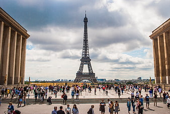 Eiffel Tower View From Trocadero Square With Crowds