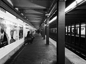 Black and white photo of Nassau Street subway station platform