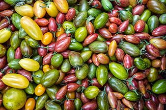 Colorful Heirloom Tomatoes Close-Up Texture