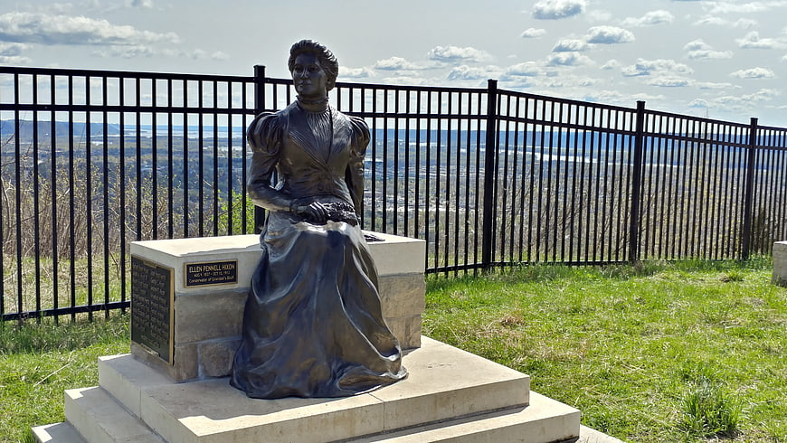 Bronze Statue of Ellen Pinnell Hixon on Overlook