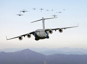 US Air Force C-17 Globemaster III Formation Flight