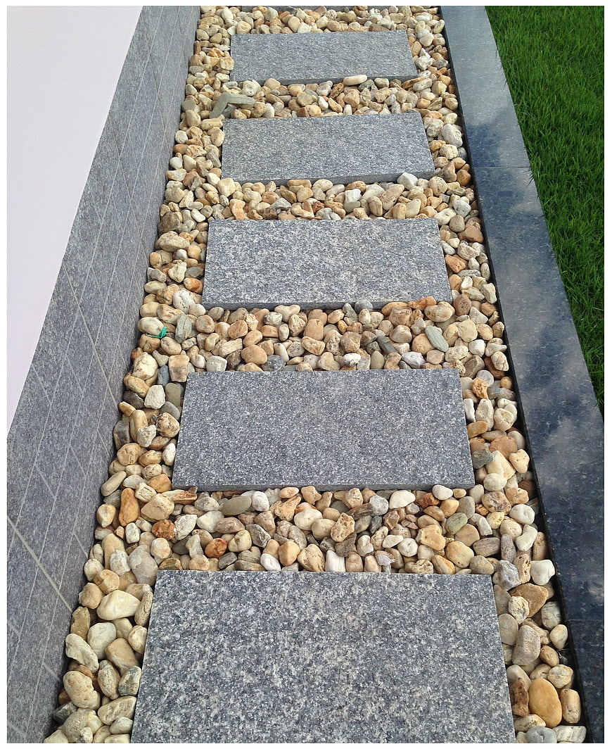 Gray Granite Stepping Stones Pathway Set In Natural River Pebbles