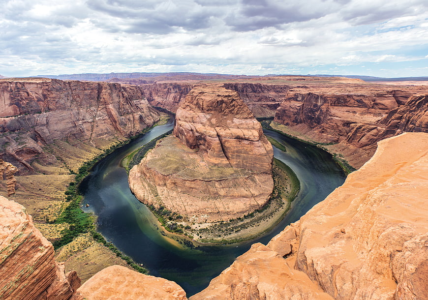 Horseshoe Bend Colorado River Canyon Landscape