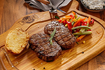 Grilled Steak Platter With Roasted Potato And Sautéed Vegetables