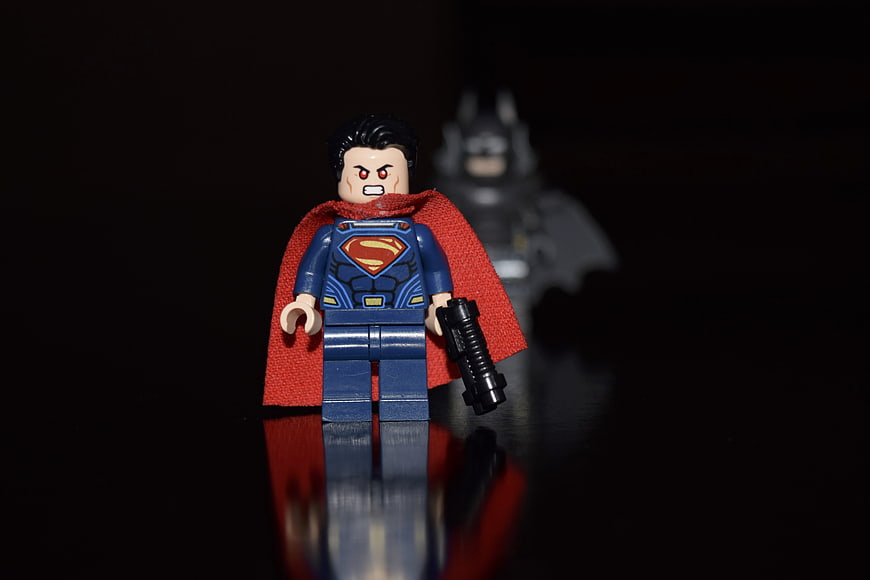 Lego Superman Minifigure with Red Cape and Kryptonite Gun