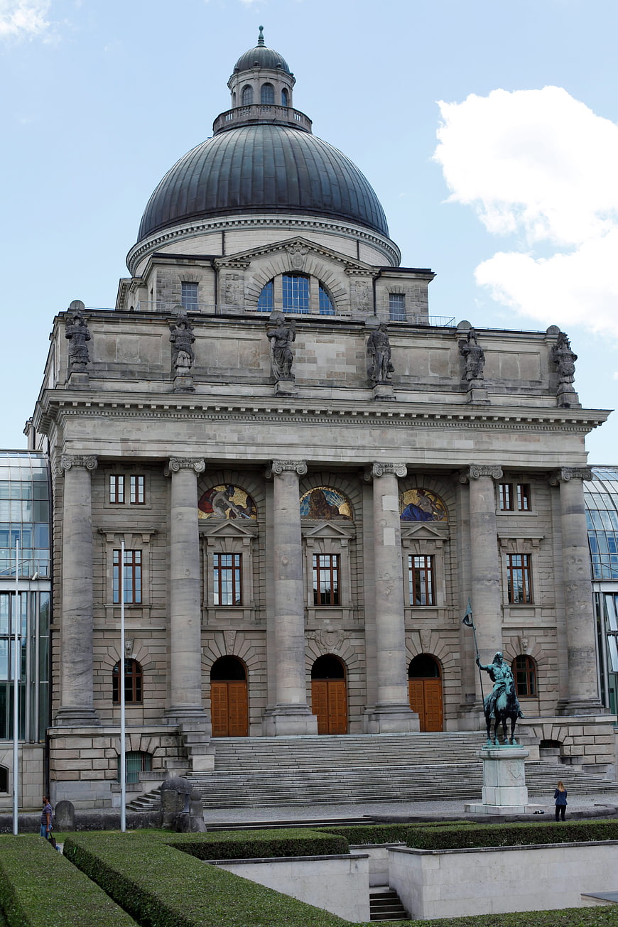 Bavarian State Chancellery Munich Architecture