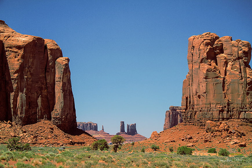 Monument Valley Red Rock Buttes Desert Landscape