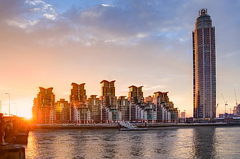 St George Wharf Tower London Skyline at Sunrise