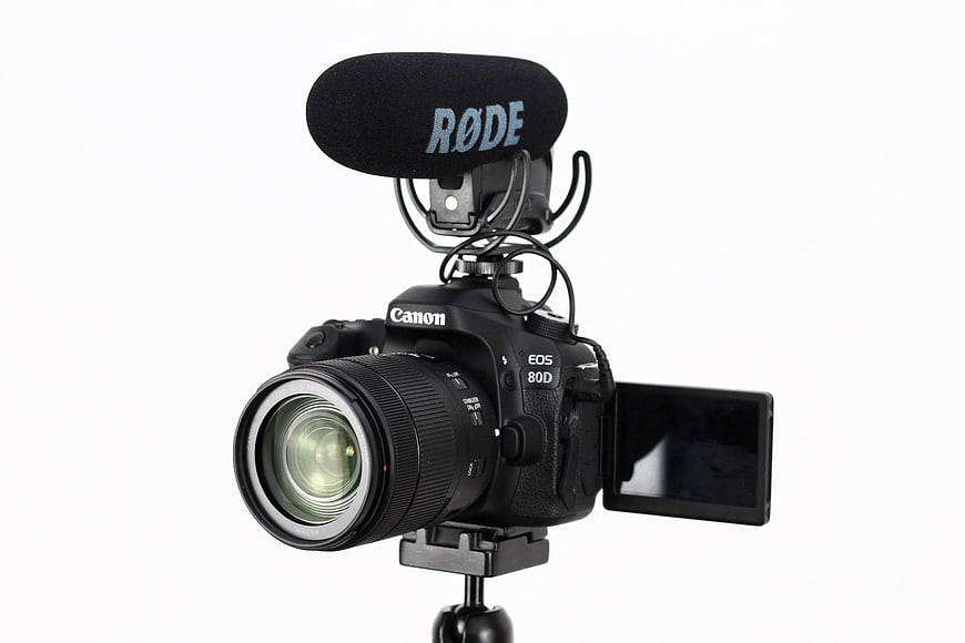 Canon EOS 80D Camera with Rode Microphone on Tripod