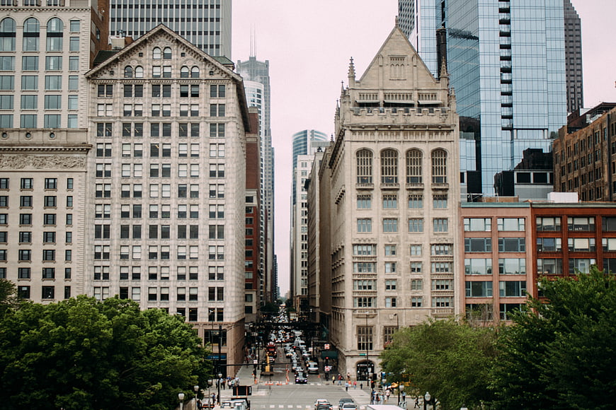 Chicago Street View with Historic and Modern Architecture