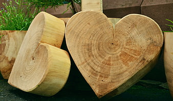 Hand-Carved Wooden Heart Sculpture With Natural Tree Rings