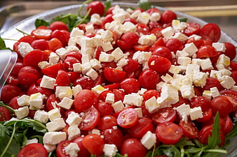 Fresh Tomato and Feta Salad with Arugula