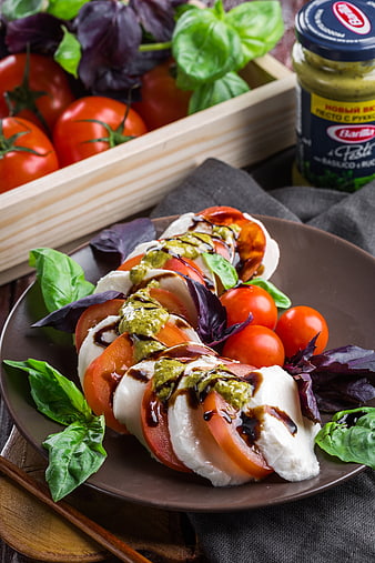 Caprese Salad With Mozzarella, Tomatoes, Basil, Pesto, Balsamic