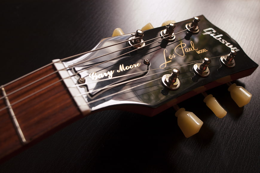 Close-up of Gibson Les Paul Bary Moore Guitar Headstock