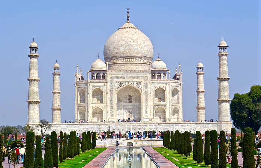 Taj Mahal Front Facade With Reflection Pool And Tourists