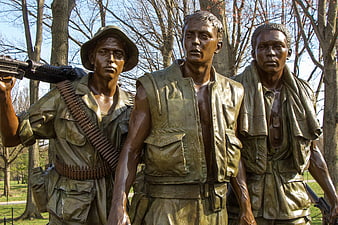 Bronze Vietnam Veterans Memorial Sculpture of Three Soldiers