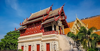 Traditional Thai Temple Architecture in Chiang Mai