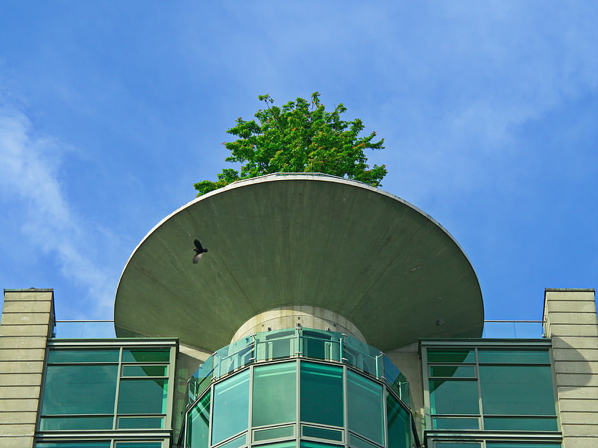 Modern Concrete Architecture with Green Rooftop Garden