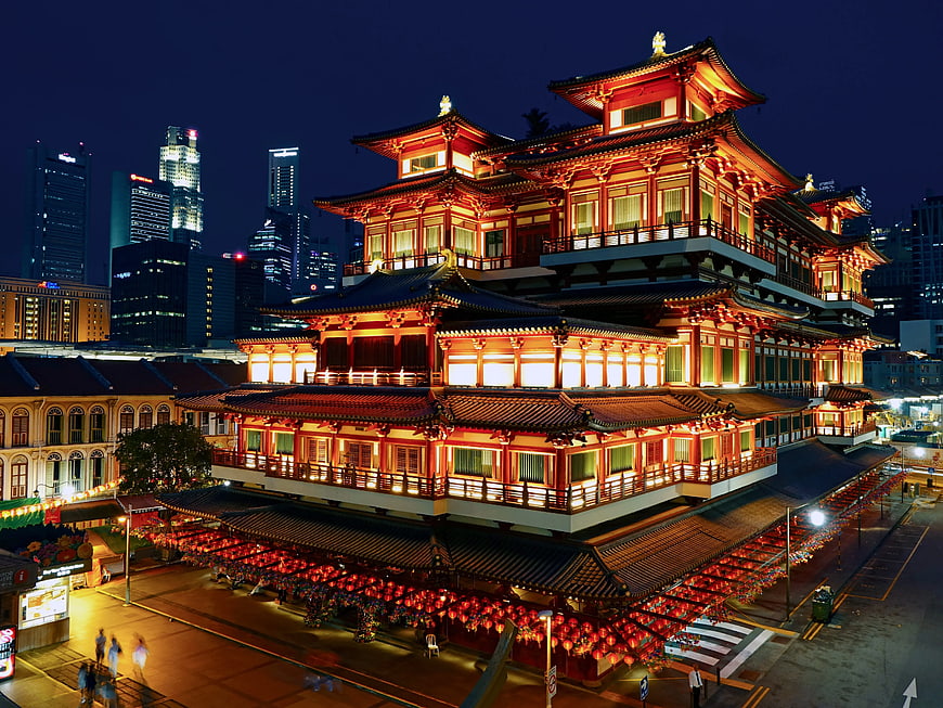 Illuminated Chinatown Temple Night Skyline Singapore