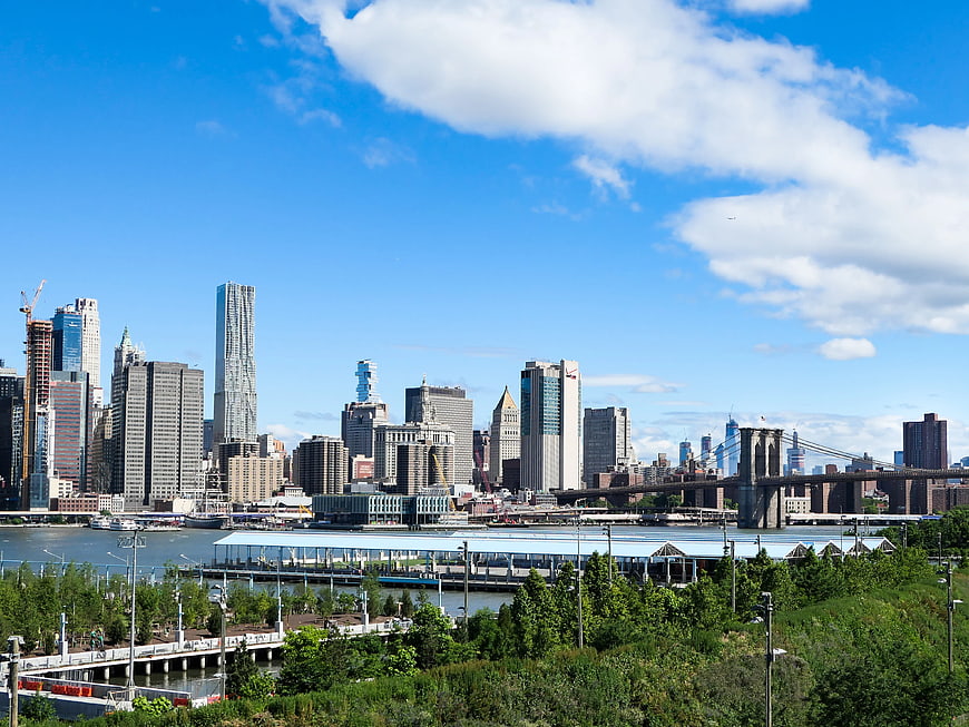 Brooklyn Bridge and Manhattan Skyline View