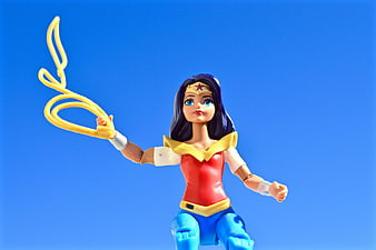Wonder Woman Action Figure with Lasso of Truth