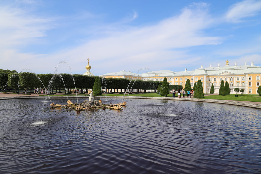 Grand Palace and Fountain in St. Petersburg Garden