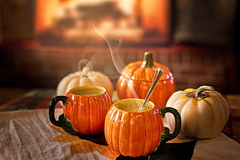 Cozy Autumn Pumpkin Spice Latte in Ceramic Mugs