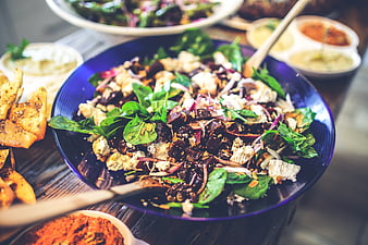 Fresh Spinach and Beetroot Salad with Feta Cheese