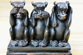 Three Wise Monkeys Wooden Figurine Statue