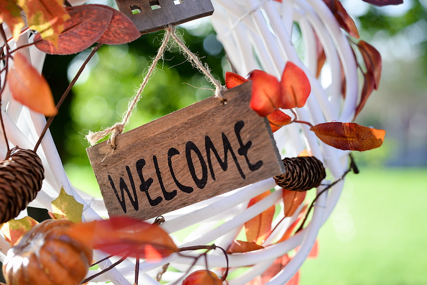 Autumn Welcome Wreath with Wooden Sign