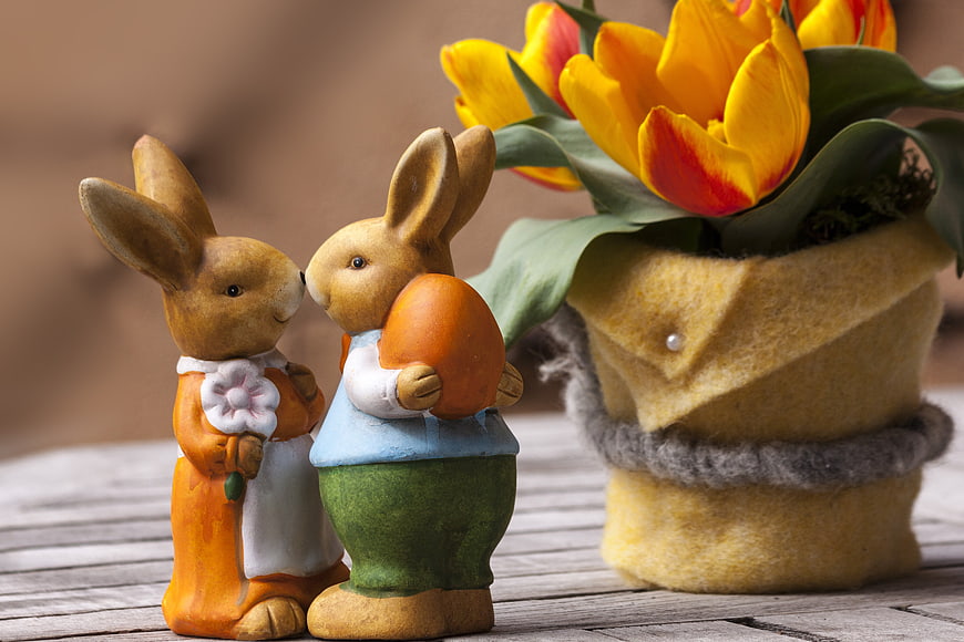 Easter Bunny Figurines With Tulips And Egg