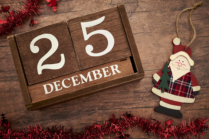 Wooden Christmas Calendar Showing December 25th with Santa Ornament