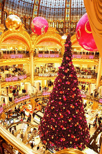 Grand Christmas Tree in Gallery Lafayette Department Store, Paris