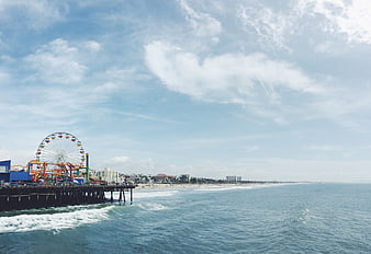 Santa Monica Pier Ferris Wheel and Ocean View