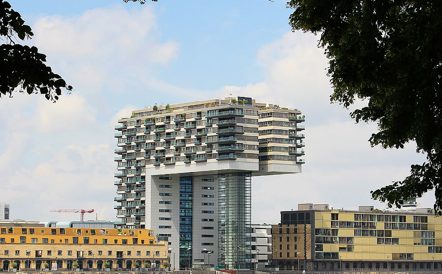 Modern Cantilevered Apartment Building in Urban Cityscape