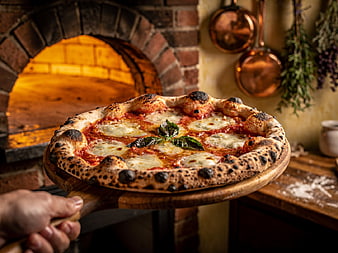 Wood-Fired Margherita Pizza with Charred Crust