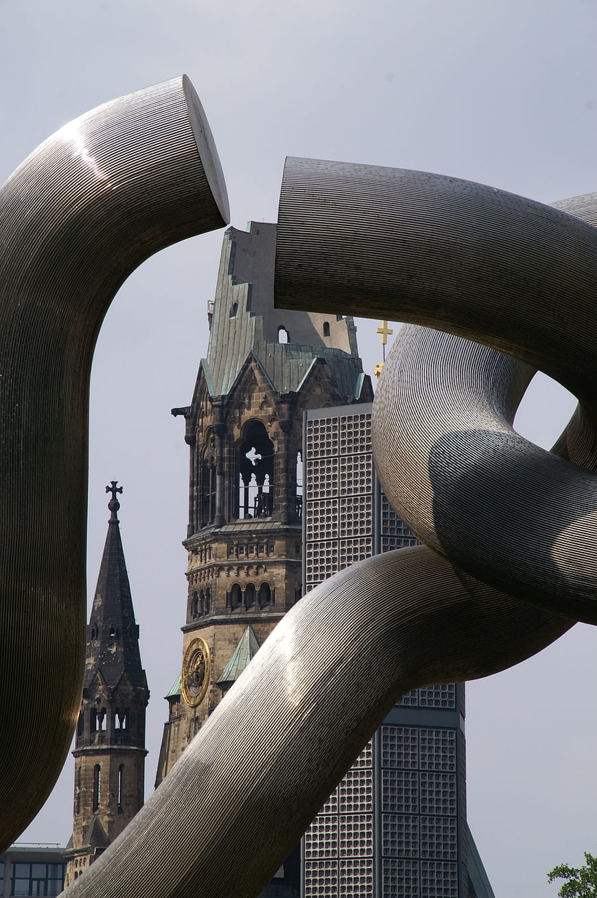 Modern Sculpture Framing Berlin Cathedral and TV Tower