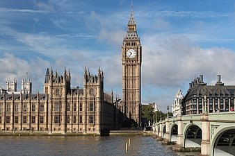 Big Ben and Houses of Parliament in London