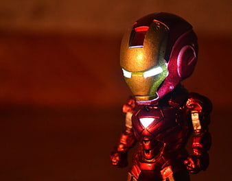 Chibi Iron Man Action Figure With Glowing Eyes And Chest Reactor